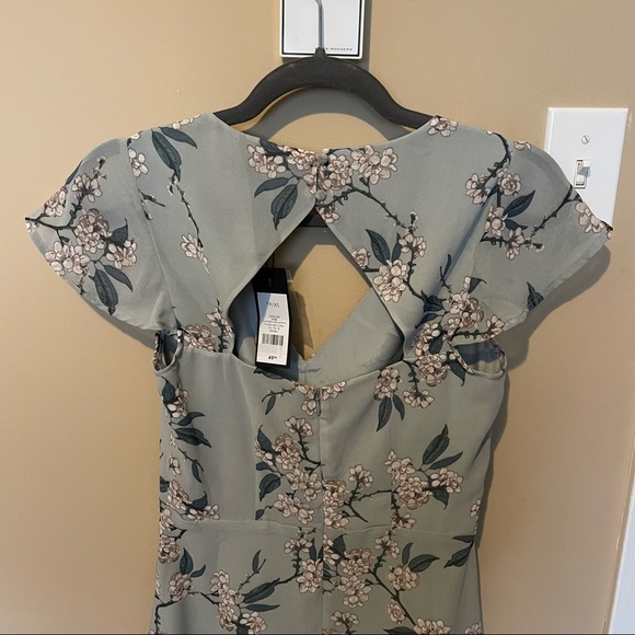 Dynamite Floral Dress - Picture 3 of 3